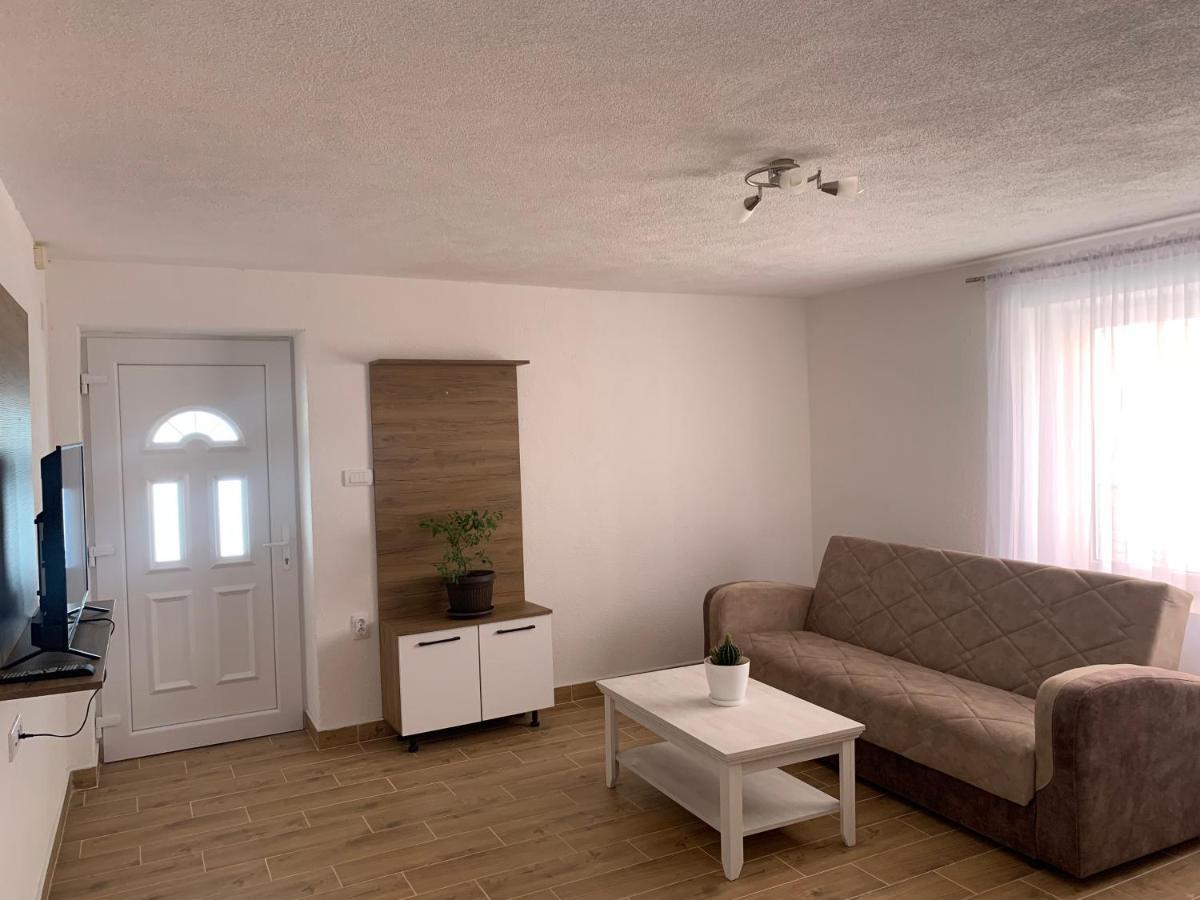 Lejla'S Guesthouse Gusinje Экстерьер фото