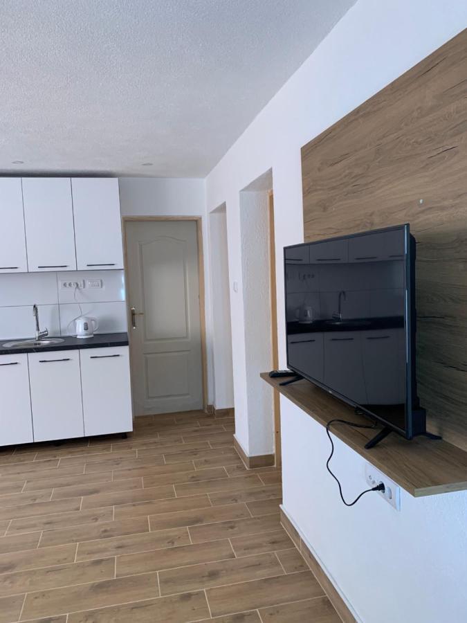 Lejla'S Guesthouse Gusinje Экстерьер фото